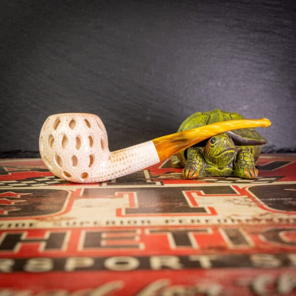 No Name Meerschaum Lattice Bent Bulldog