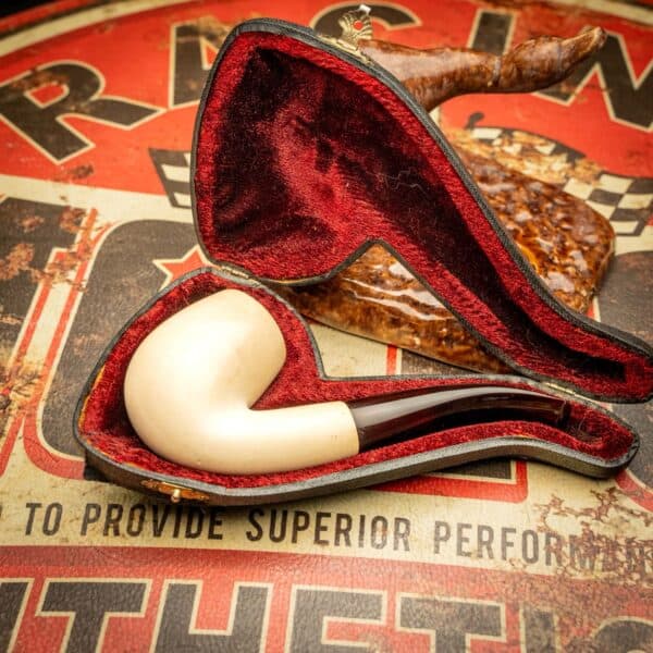 No Name Meerschaum with Case NOS