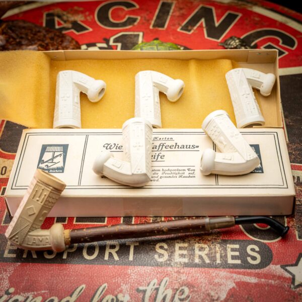 Wiener Kaffehaus Clay Pipe Set | 5 NOS Bowls + 1 Used Bowl + Stem with Original Box